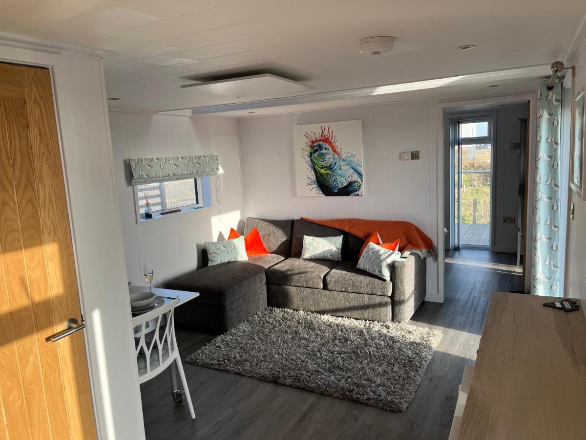 Seas The Day - Self Catering Lodge North Uist Paible Bagian luar foto